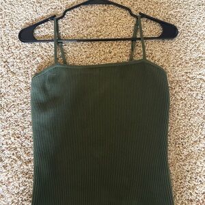 ARITZIA BABATON sculpt knit camo tank in dark green size Small